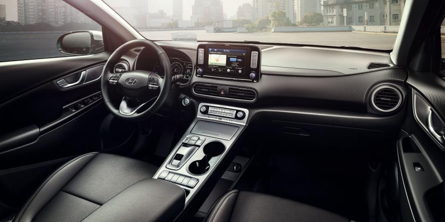 Торпедо Hyundai Kona Electric 2018 года  (WW) (фото 3 из 48)